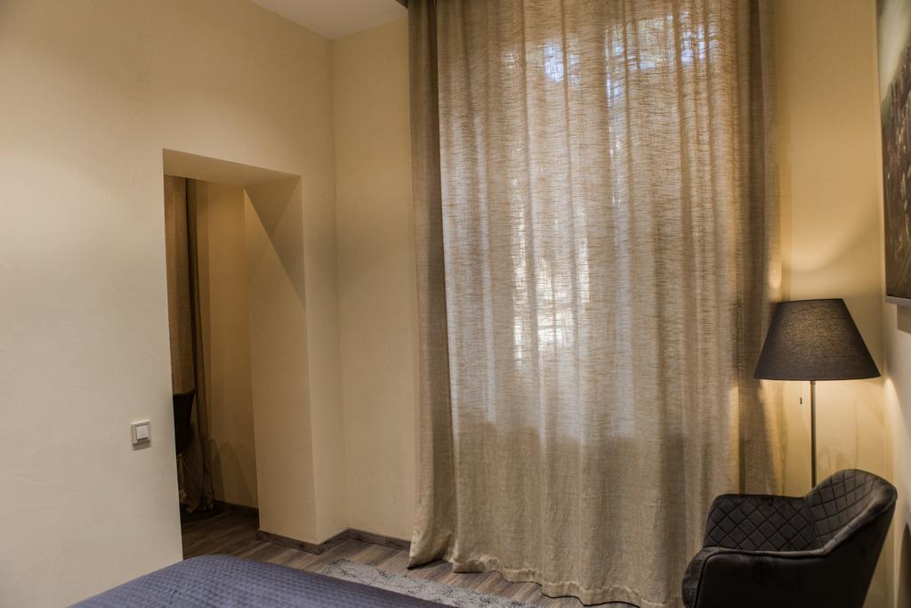 Malon Apartments Odessa Exterior foto